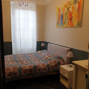 Intra Muros 8 Personnes Climatisé Wifi Stationnement Facile Appartement